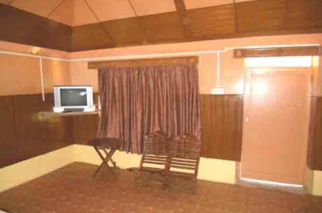 Oyo 43476 Vatika Resort Shimla Room photo